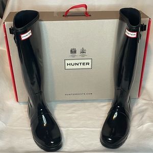 Hunter boots size 8 new in box